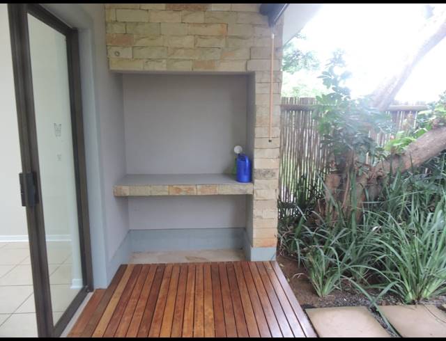 2 BEDROOM TOWNHOUSE TO LET IN SIMBITHI ECO ESTATE